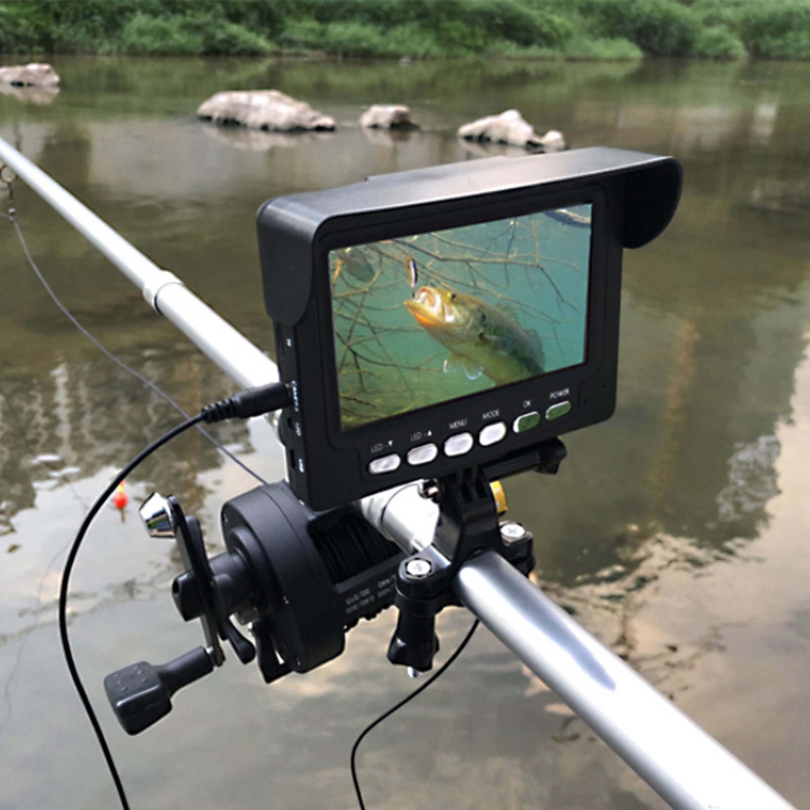 طقم كاميرا بصرية محمولة تحت ال - مراجعة Fish Finder Portable وسعره